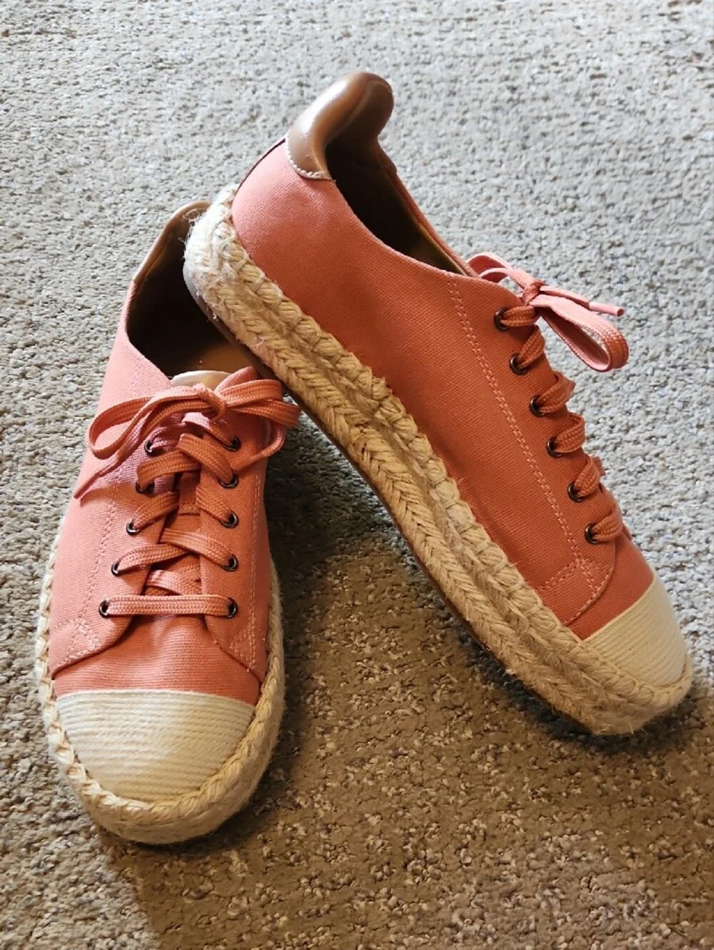 Paolo coral canvas